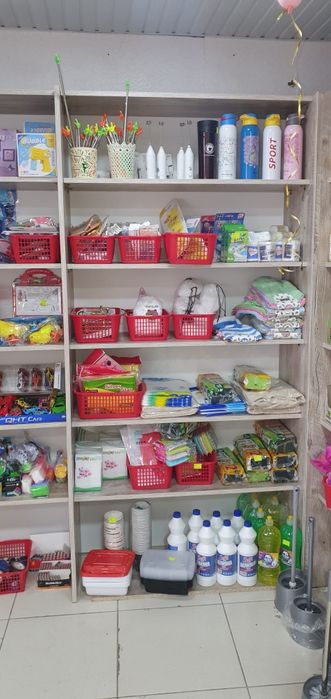 Срочно стеллаж сотилади