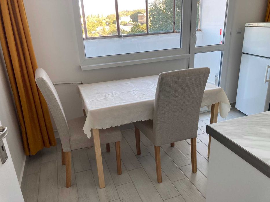 Дава се под наем Едностаен апартамент в Плевен, Широк център - 45 кв.м за 270.3 € - Снимка #2