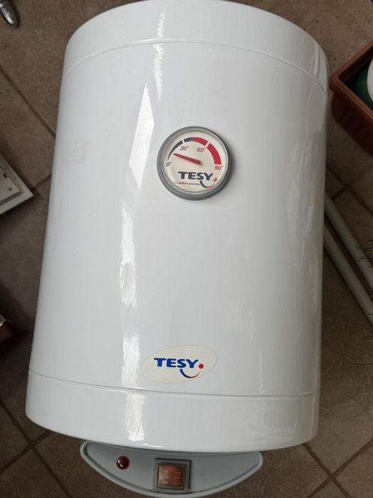 Бойлер Теси 50 литра
