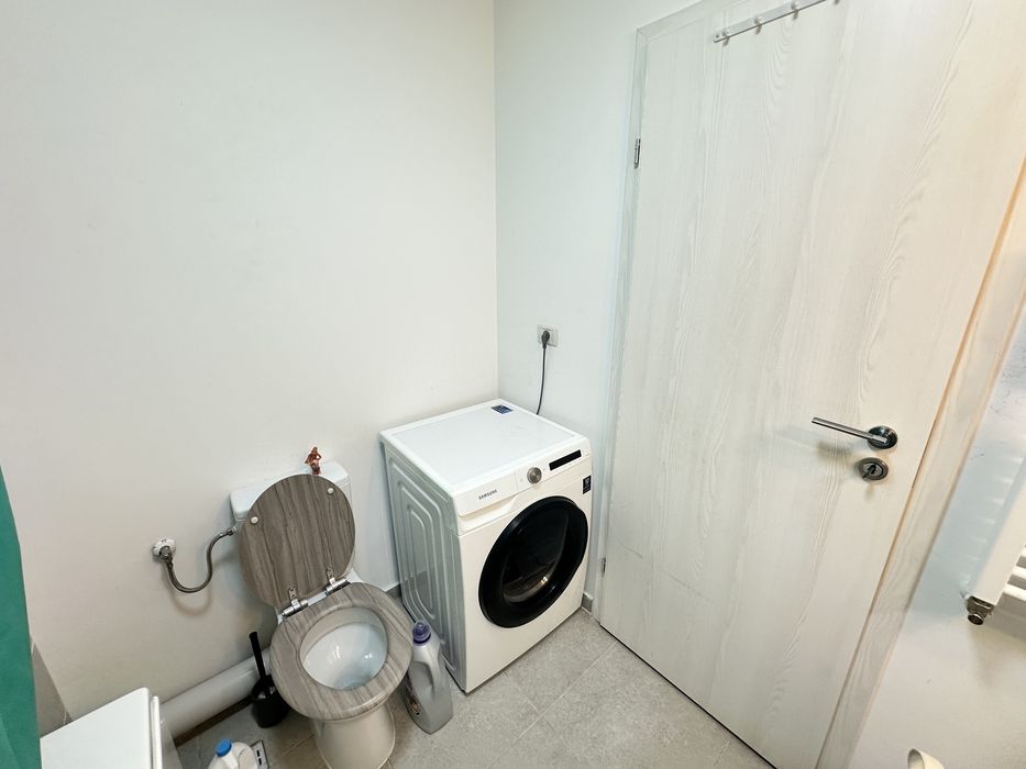 Apartament de vanzare 2 camere, parcare inclusa in pret.