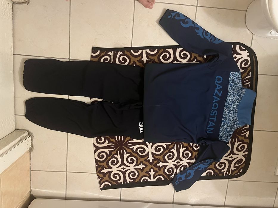 спортивка Казахстана размер 46, S