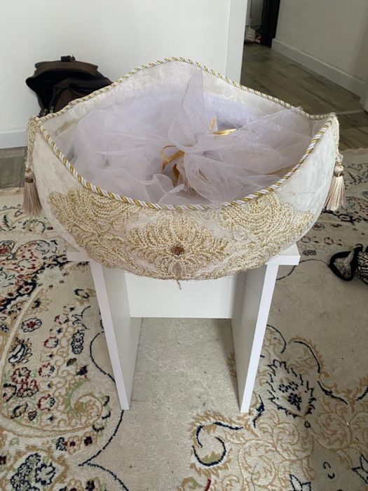 Корзины для Той, Кыз узату, д.т