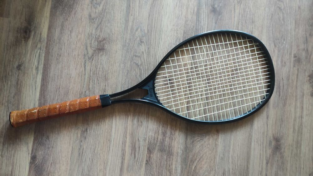 Ракетка для большого тенниса
