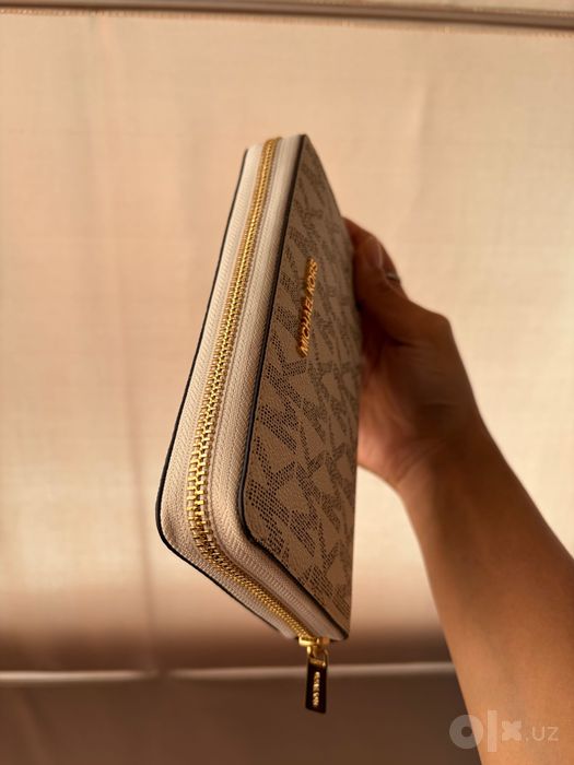 Кошелек Michael Kors