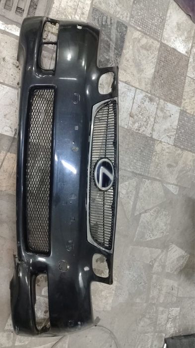 Продам бампер GS