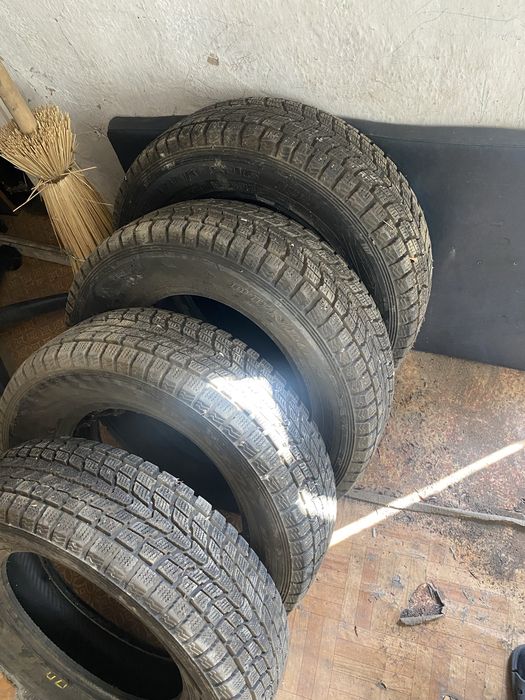 215 70 R16 зини резины