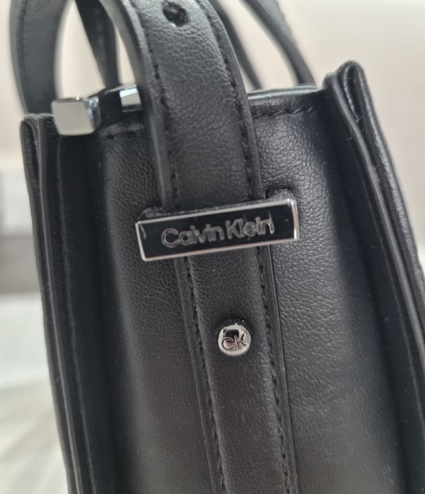Дамски чанти Calvin Klein