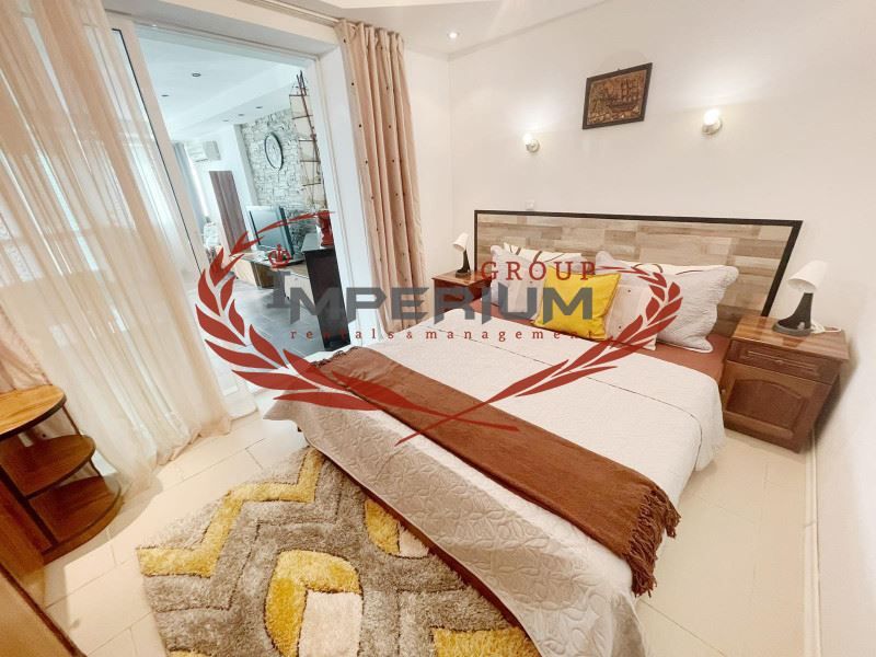 Дава се под наем Двустаен апартамент в Варна, Бриз - 70 кв.м за 714 € - Снимка #1