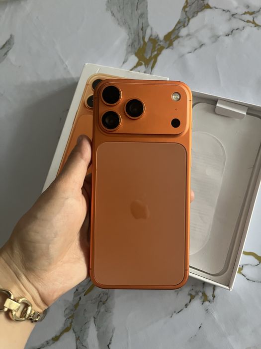 Продаю Айфон 17, 1 терабайт