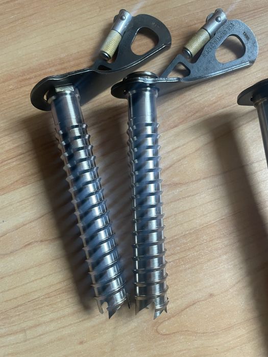 Suruburi gheata 8 x Black Diamond ice tools petzl grivel camp simond
