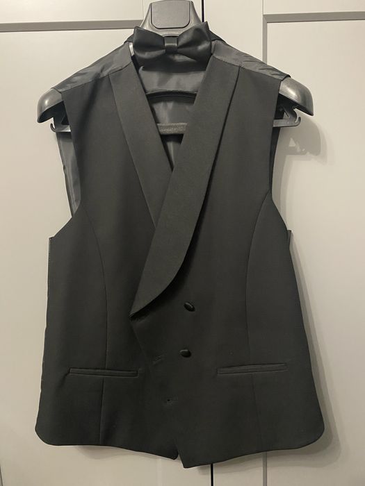 Costum ginere / nas Cesar’s marimea 54 stare excelenta