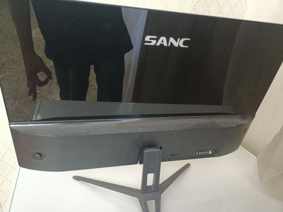 Игровой монитор Sanc