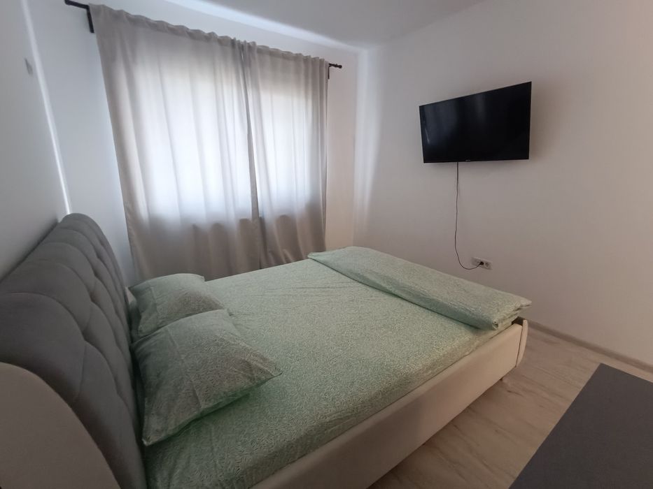 Închiriez regim hotelier