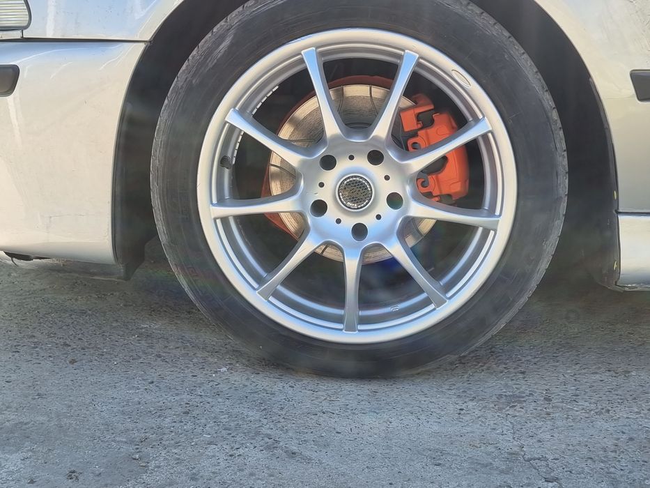 Vând BMW E39 520i  pachet M