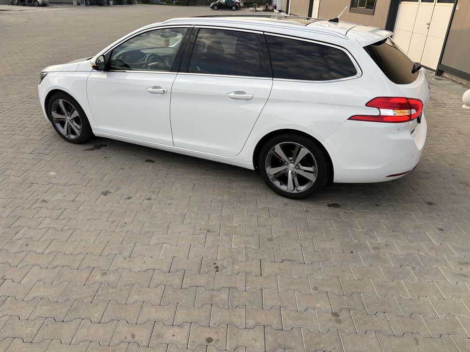 Peugeot 308 T9 1.6 e-HDi (115к.с)