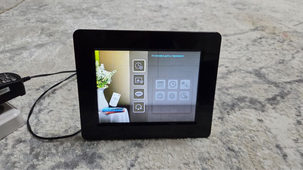 цифровая фоторамка Transcend