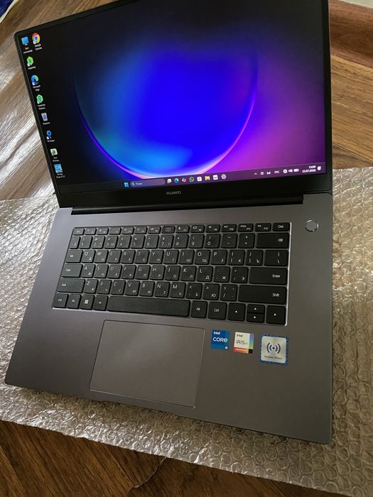 Huawei стильный новом Core i5