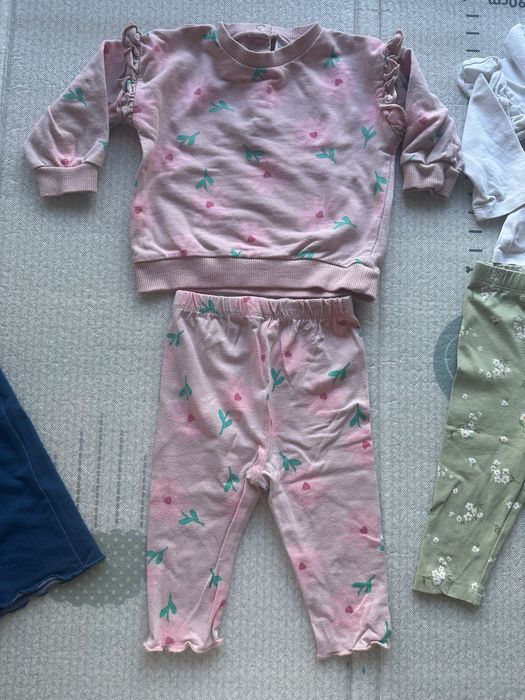 Лот за момиче на цена 20лв