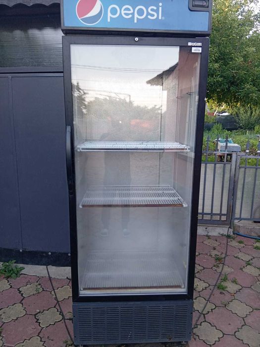 Frigider de exterior cu geamuri / Lada frigorifica