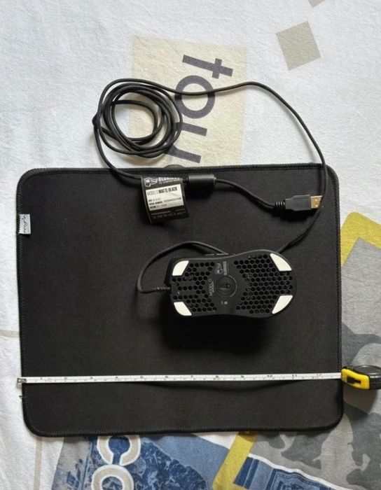 Gaming mouse RGB + Mousepad - Glorious model o - 58 gram