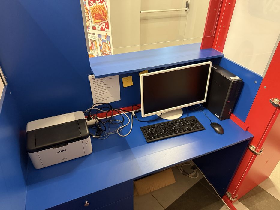 Продавам масивна  бутка