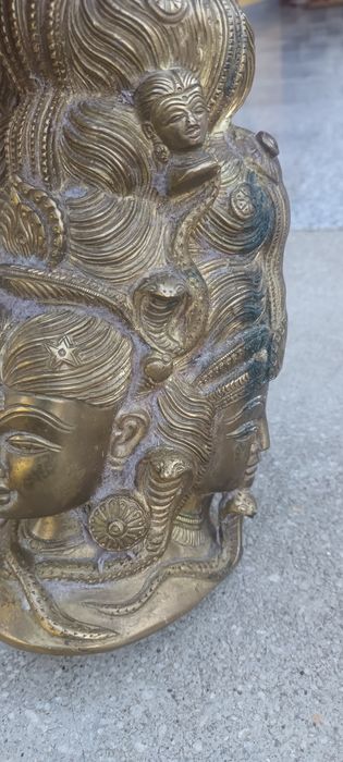 Statuie din Bronz, Detalii în fotografii