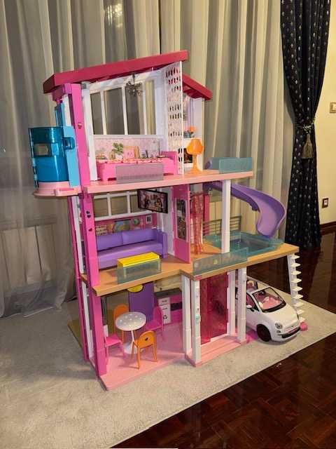 Барби Къща на мечтите / Barbie Dream House с подарък Барби кола