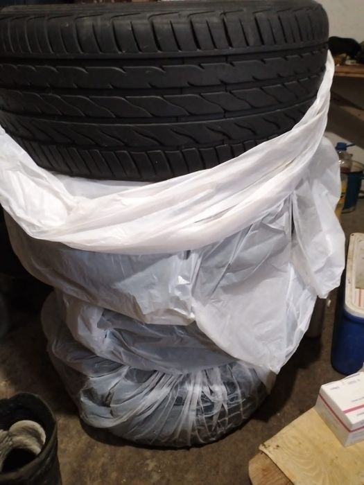 Продаются покрышки