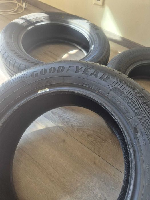 Anvelope Vara GoodYear 205/60R16