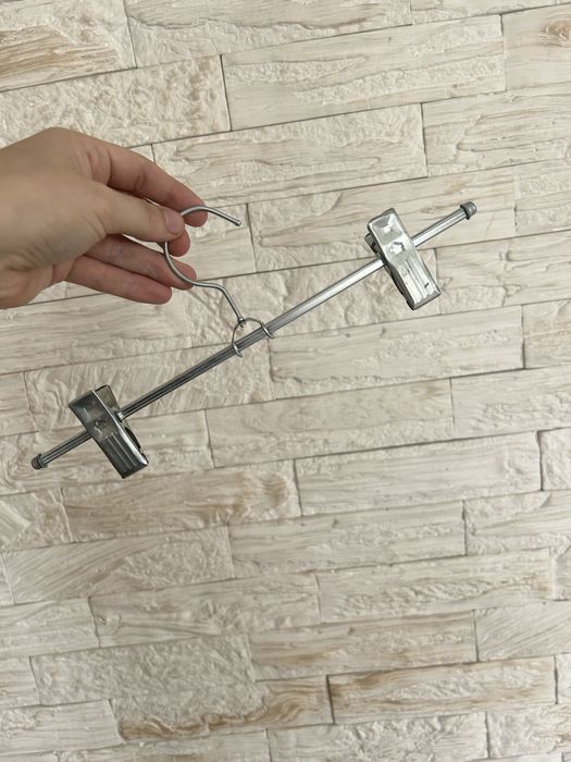 Продам разные детские вешалки