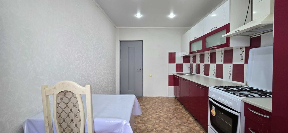 1 ком кв, 12 мкр 12 млн