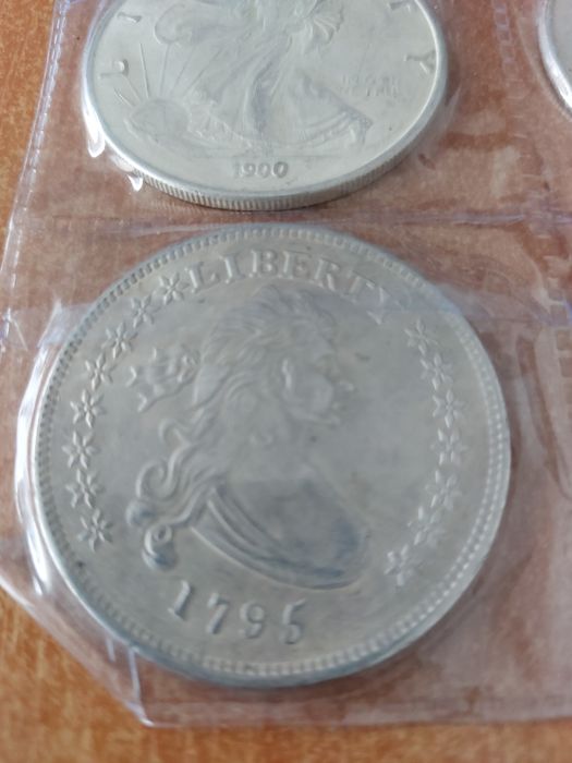 Lot 14 monede vechi dolar USA si lei (copii)