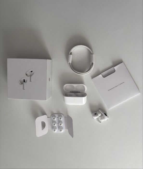 AirPods Pro 2 Apple cu factura la alegere