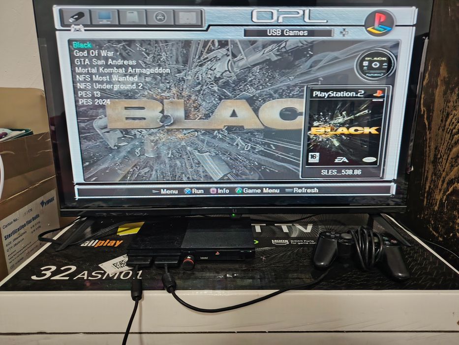 PlayStation 2 PS2 chip qilingan, 2 pult, o‘yinlar bilan o'ynashga tayy