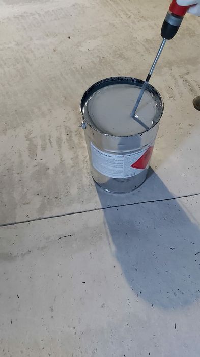 Vopsea cauciucata beton pavele oferta