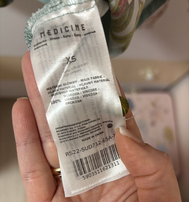 Рокля, марка Medicine, XS р-р