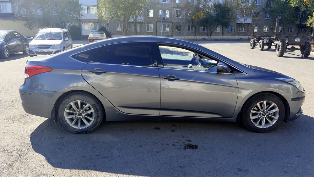 Продам машину Хюндай i40