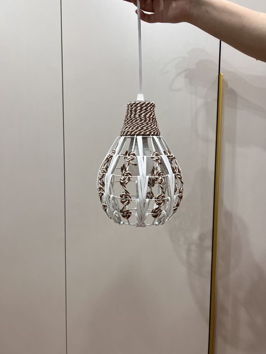 Продам срочно 4 люстры