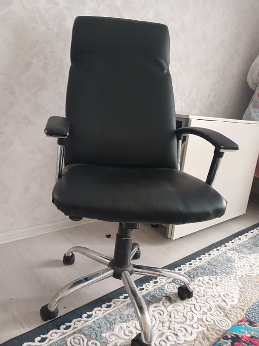 Кресло ,кресло компьютерьный