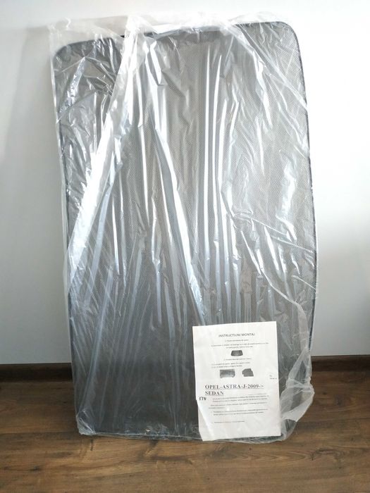 Щора-сенник за Опел Астра-J седан.