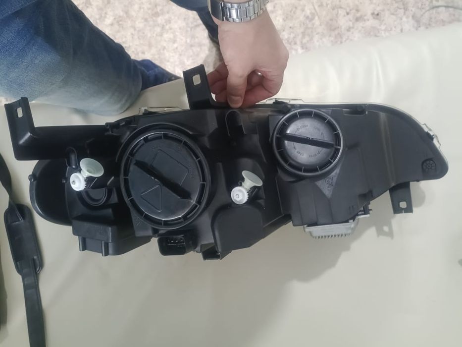 Фары фара БМВ X6 E71 рестайлинг