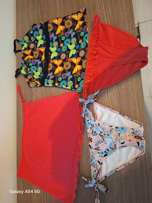 Costume de baie fetite 12-13 ani Bonprix noi
