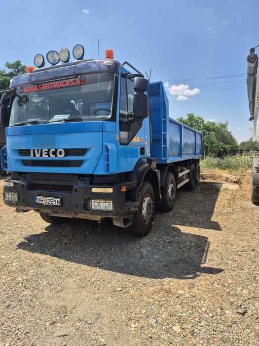 De vânzare iveco 8x4