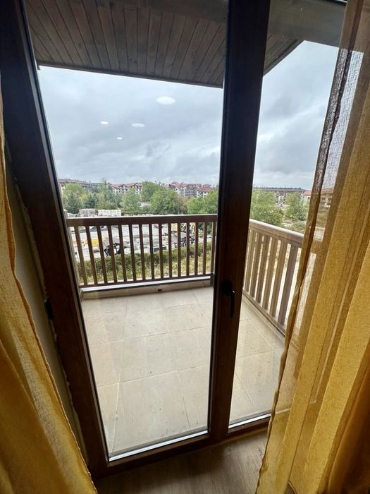 Двустаен обзаведен апартамент за продажба в жилищна сграда в Банско