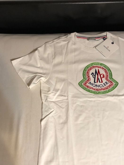 Tricou Moncler , calitate premium , pe stoc , nou , L