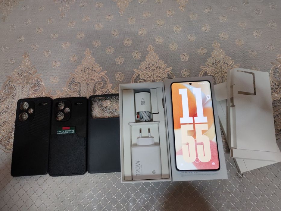 Redmi note 13 pro plus 8+8 256 в идеальное состояние