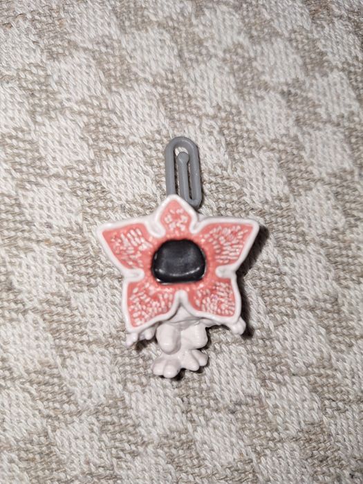 Играчки  Stranger  Things