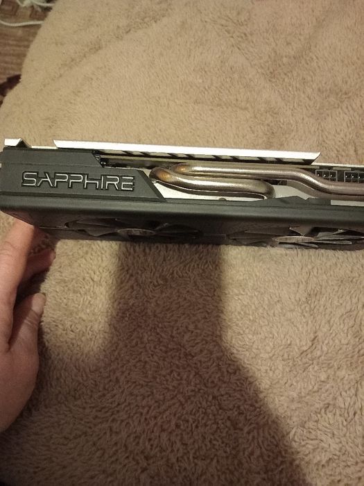 Видео карта Nitro Saphhire Rx 570 series 4gb.