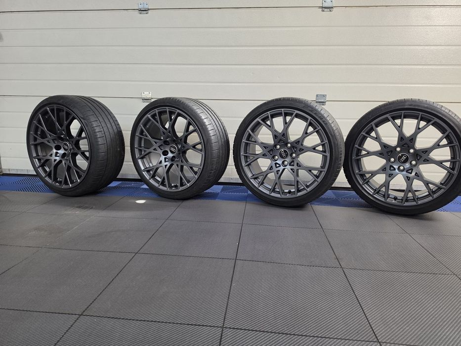 Оригинални Audi RS3 8Y 19" джанти Performance Edition Motorsport + Pirelli