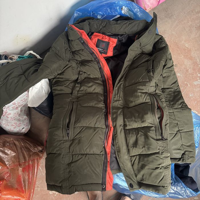 Продам куртку размер 50
